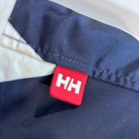 HELLY HANSEN Sz L Lyness Rain Coat Jacket Hooded Pockets Vented Snap Buttons - Picture 4 of 11